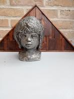 Zwaar beeld van Eugene Merjan, Antiek en Kunst, Ophalen of Verzenden