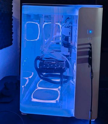 Krachtige Gaming PC AMD Radeon RX 7900 XTX  beschikbaar voor biedingen