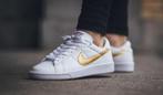 Nike Wmns Tennis Classic sneakers echt leder 38,5, Kleding | Dames, Schoenen, Wit, Nike, Ophalen of Verzenden, Zo goed als nieuw