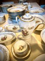 Service de table en porcelaine de Limoges 92 pièces, Antiquités & Art, Enlèvement