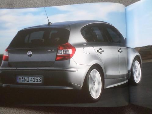 BMW Sedan Intro 116i 120i 118d 120d 01-2004 brochure, Boeken, Auto's | Folders en Tijdschriften, BMW, Verzenden