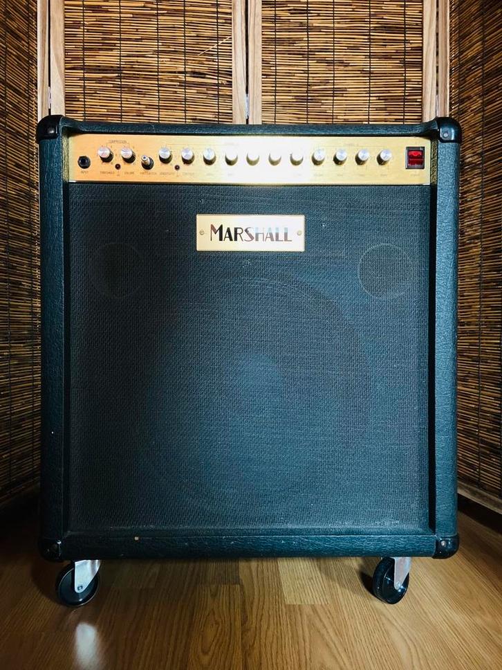 Marshall bass 200 (model 5520), Musique & Instruments, Amplis | Basse & Guitare, Comme neuf, Enlèvement