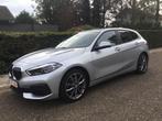 BMW 118 I , automaat - M set ,apple carplay , nieuwstaat., Auto's, BMW, Overige kleuren, Berline, 5 deurs, Particulier