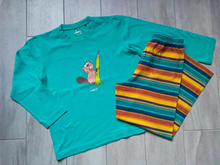 ★ M128 - Woody Pyjama thema bever, Kinderen en Baby's, Kinderkleding | Maat 128, Zo goed als nieuw, Jongen, Nacht- of Onderkleding