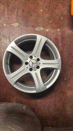 Mercedes velg made in belgium, Enlèvement