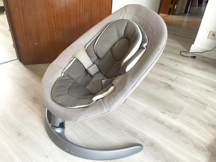 Nuna leaf grow champagne goede staat, Kinderen en Baby's, Wipstoeltjes, Gebruikt, Schommelstoel, Overige merken, Met gordel(s) of riempje(s)