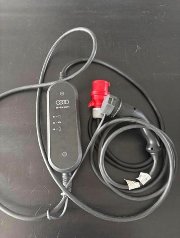 Originele Audi e-tron 7.2kW Universal Charger in perfecte st beschikbaar voor biedingen