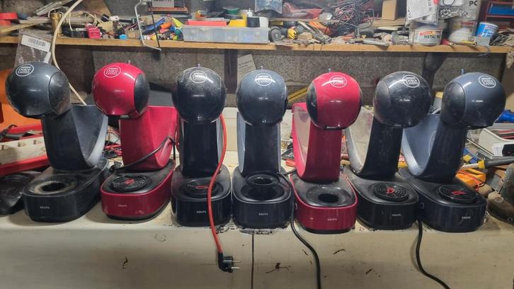 Koffiemachines voor liquidatievoorraden, Elektronische apparatuur, Koffiezetapparaten, Niet werkend, Koffiepads en cups, Espresso apparaat