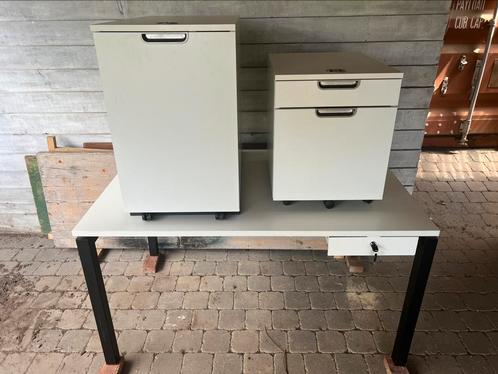 Oerdegelijke bureau drie delen, Huis en Inrichting, Bureaus, Zo goed als nieuw, Bureau, Ophalen