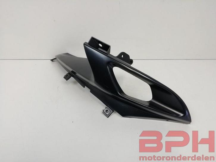 Rechter topkuip Suzuki GSX-R 600 750 K6 - K7 94670-01H00-YKV, Motoren, Onderdelen | Suzuki, Gebruikt, Ophalen of Verzenden