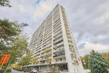 Appartement te koop met 3 slaapkamers  beschikbaar voor biedingen