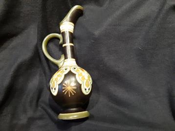 Vase en Royal Gouda Holland beschikbaar voor biedingen