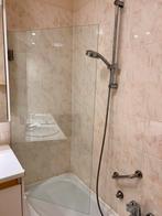 Douchewand - te bevestigen aan muur, Ophalen, Zo goed als nieuw
