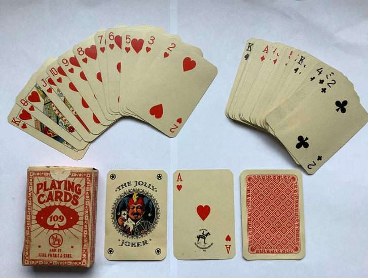Vintage speelkaarten Piatnik no 109, jaren 50…, Verzamelen, Speelkaarten, Jokers en Kwartetten, Zo goed als nieuw, Speelkaart(en)