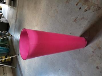Vaas. Glas beschikbaar voor biedingen