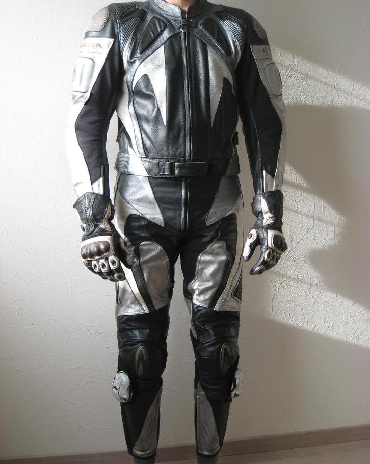 Motorpak Richa Met Handschoenen., Motos, Vêtements | Vêtements de moto, Combinaison, Hommes, Seconde main, Enlèvement