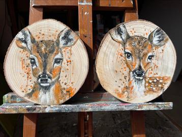 Peindre des cerfs sur des disques d'arbres - Mk Art