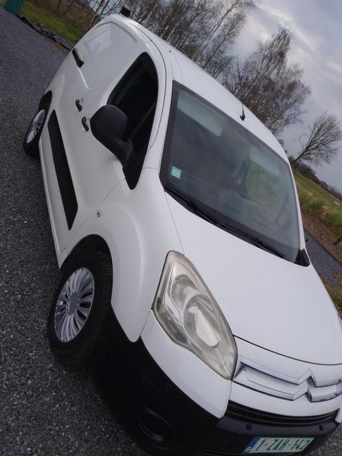 Peugeot partner 1.6 HDI, 2012 ,149000 km,3 pers, Auto's, Bestelwagens en Lichte vracht, Particulier, Alarm, Boordcomputer, Elektrische ramen