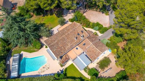 Fréjus - Villa avec piscine privée - max. 12 personnes, 6 ch, Vacances, Maisons de vacances | France, Provence et Côte d'Azur