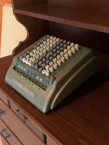 salon, eetkamer, decoratie,... beschikbaar voor biedingen