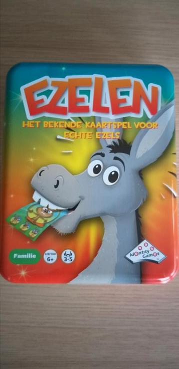 Ezelen kaartspel beschikbaar voor biedingen