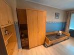 Zeer mooie slaapkamer met bed, kasten en bureau met stoel, Huis en Inrichting, Ophalen, Zo goed als nieuw