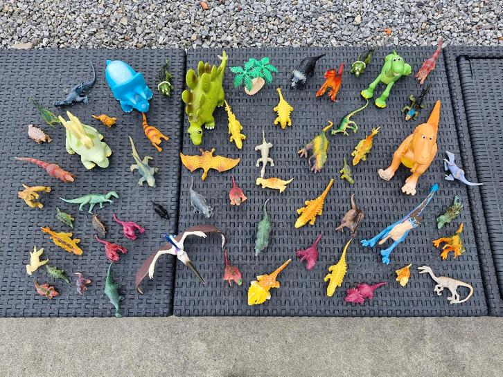 Set dinosaurussen, Kinderen en Baby's, Speelgoed | Actiefiguren, Gebruikt, Ophalen of Verzenden