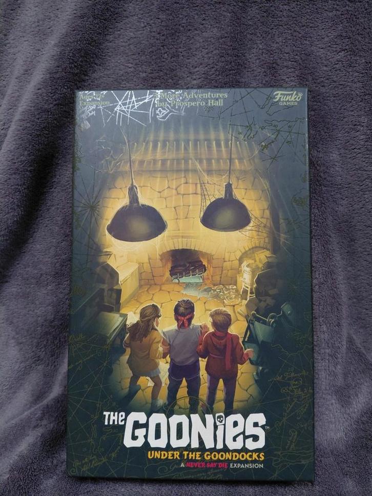 The Goonies Under the Goondocks A never say die expansion, Hobby en Vrije tijd, Overige Hobby en Vrije tijd, Nieuw, Ophalen