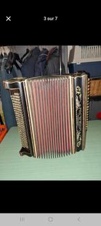 Accordéon, Muziek en Instrumenten, Accordeons, Overige merken, Gebruikt, Ophalen of Verzenden, Met koffer