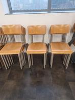 12 vintage stapelbare stoelen, Huis en Inrichting, Stoelen, Ophalen, Gebruikt, Overige kleuren, Vintage