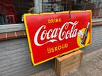 Coca Cola emaille reclamebord 1957, Verzamelen, Ophalen, Gebruikt, Reclamebord