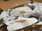 Puma Mayze Stack Wns sneakers, Wit, Ophalen of Verzenden, Zo goed als nieuw, Sneakers