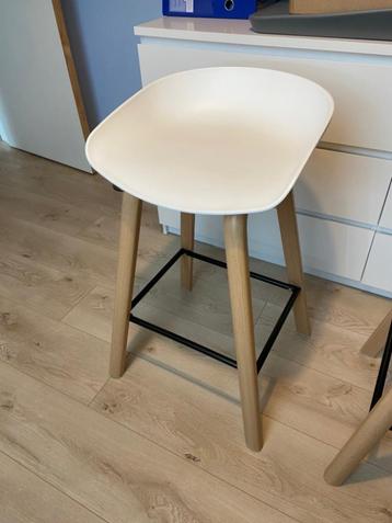 Barkrukken scandinavisch design  disponible aux enchères