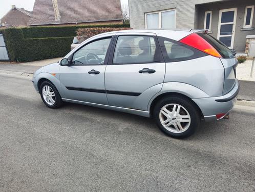 Ford focus 1.6ess automatique.ghia contrôle technique ok, Auto's, Ford, Bedrijf, Focus, ABS, Metaalkleur, Radio, Benzine, Automaat