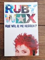 Boek Hoe wil je me hebben? van Ruby Wax, Comme neuf, Enlèvement ou Envoi, Cinéma, TV et Média, Ruby wax