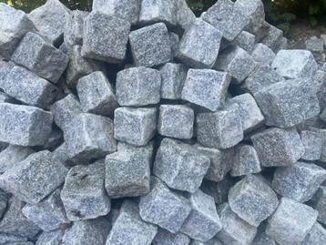 kasseien mozaïk/graniet 8cm beschikbaar voor biedingen
