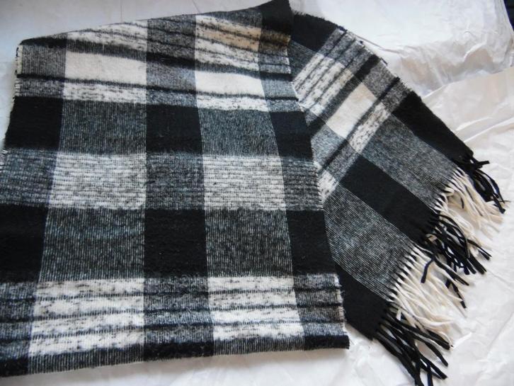 Sjalen, Kleding | Dames, Mutsen, Sjaals en Handschoenen, Nieuw, Sjaal, Maat 42/44 (L), Ophalen of Verzenden