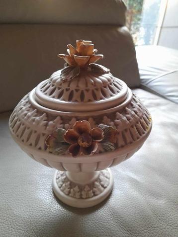 Pot met deksel met bloemen, Antiek en Kunst, Ophalen