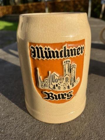 MOOIE BIERPOT. BIERPUL. MUNCHNER BURG. beschikbaar voor biedingen