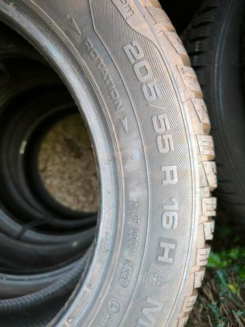 4x 205 55 r16 Uniroyal  beschikbaar voor biedingen