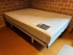 bed, Huis en Inrichting, Slaapkamer | Bedden, Ophalen, Gebruikt, 140 cm, Twijfelaar