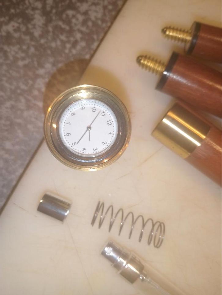 Cane-horloge en parfumspray, Diversen, Wandelstokken, Ophalen of Verzenden