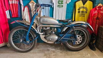 Motoren Oltimers Gezocht beschikbaar voor biedingen