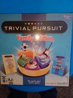 Trivial Pursuit spel, Hasbro, Vijf spelers of meer, Ophalen of Verzenden, Zo goed als nieuw