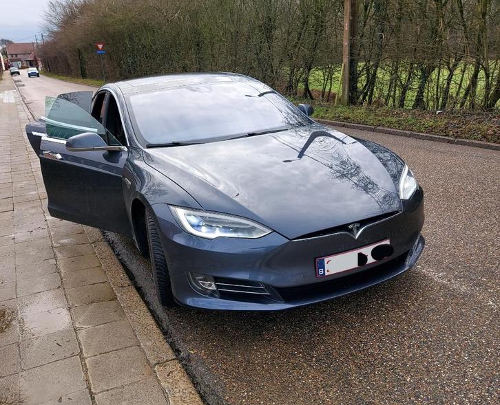 Premium TESLA S 90D Cuir/Autopilot/ Free Charging/ 2017, Auto's, Tesla, Particulier, Model S, Achteruitrijcamera, Elektrisch, Leder