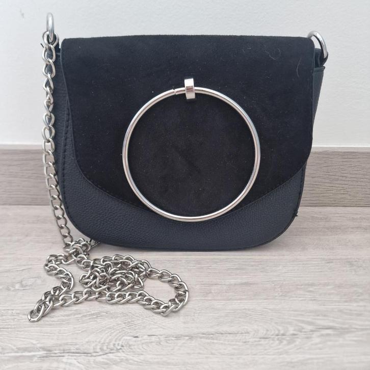 Zwarte stijlvolle schoudertas / handtas, Handtassen en Accessoires, Tassen | Schoudertassen, Nieuw, Zwart, Ophalen of Verzenden