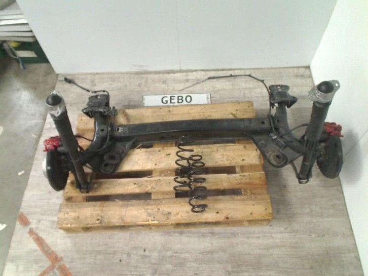 TRAIN ARRIERE Audi A3 Sportback (8VA / 8VF), Autos : Pièces & Accessoires, Freins & Transmission, Audi, Utilisé