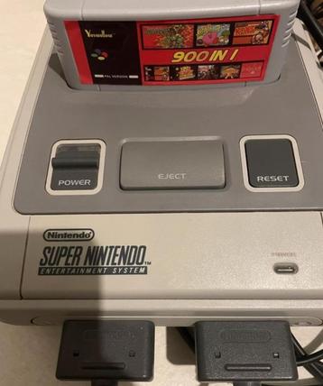 SNES super nintendo + 900 jeux sur 1 Cartouche beschikbaar voor biedingen