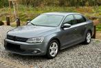 VW JETTA 2012 1.6TDI 105ch euro5, Auto's, Volkswagen, Euro 5, Parkeersensor, Particulier, Zilver of Grijs