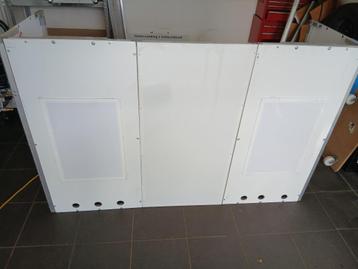 Dj-booth beschikbaar voor biedingen